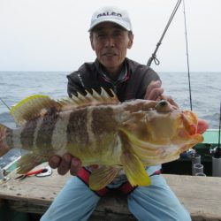 真祐丸 (しんゆうまる) 釣果