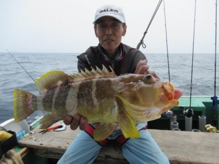 真祐丸 (しんゆうまる) 釣果