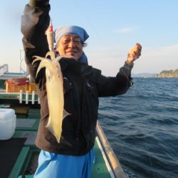 真祐丸 (しんゆうまる) 釣果