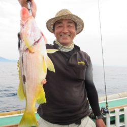 真祐丸 (しんゆうまる) 釣果