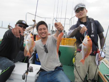 真祐丸 (しんゆうまる) 釣果