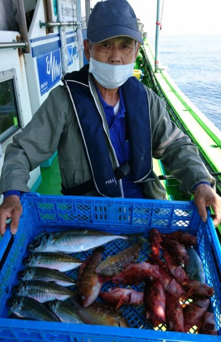 小島丸 釣果