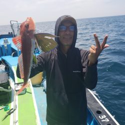 丸万釣船 釣果