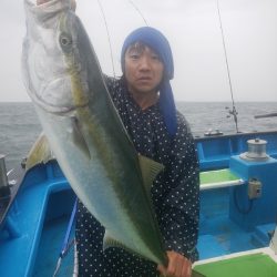 丸万釣船 釣果