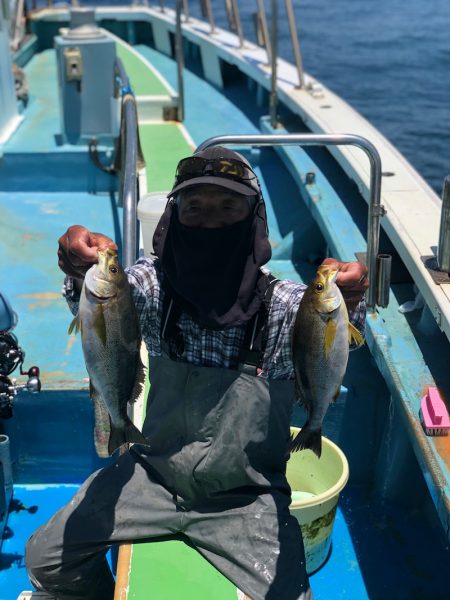 丸万釣船 釣果