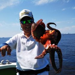 第二泉水 釣果 東京 タコルアー タコ ジギング船 釣り船 釣果情報サイト カンパリ