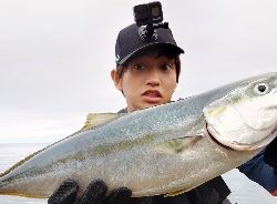 ジグvsトップ検証！朝一青物ゲット！！