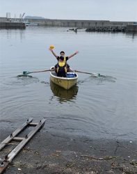 横須賀　手漕ぎボート　アジ