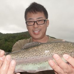 フィッシングレイクたかみや 釣果