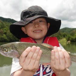 フィッシングレイクたかみや 釣果