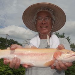 フィッシングレイクたかみや 釣果