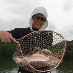 フィッシングレイクたかみや 釣果