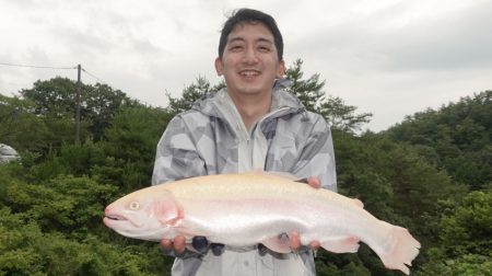 フィッシングレイクたかみや 釣果