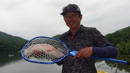 フィッシングレイクたかみや 釣果