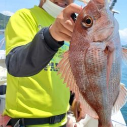 遊漁船　ニライカナイ 釣果