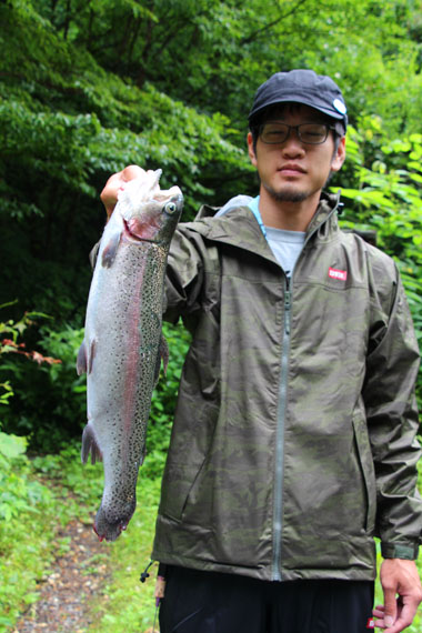 小菅トラウトガーデン 釣果