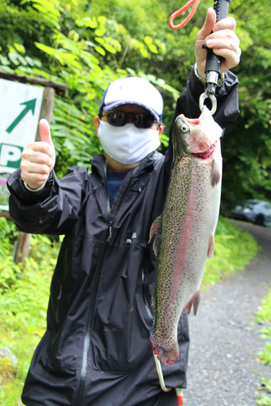 小菅トラウトガーデン 釣果