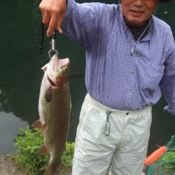 小菅トラウトガーデン 釣果
