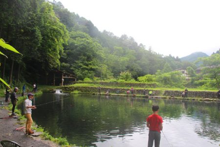小菅トラウトガーデン 釣果