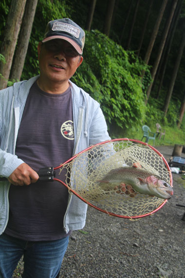 小菅トラウトガーデン 釣果