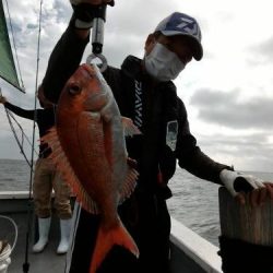 ファイヤードルフィン 釣果