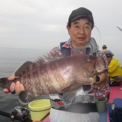 海正丸 釣果