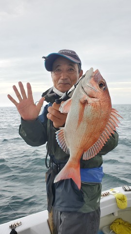 遊漁船 ニライカナイ 釣果