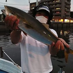 フィッシングガイド りょう 釣果