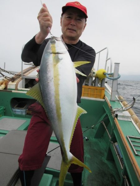 真祐丸 （しんゆうまる） 釣果