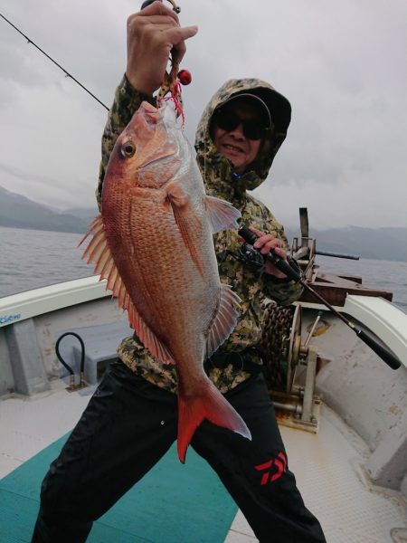 鷹王丸 釣果
