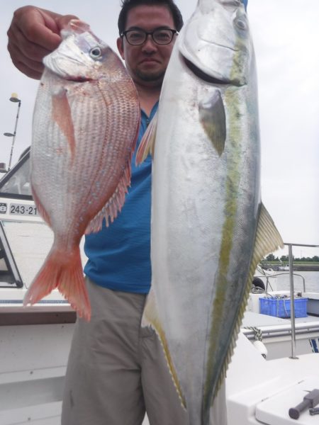 JDI Racing シールズマリンレジャー 釣果