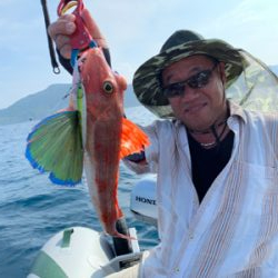 友人とマイボートでアマダイ狙いに!ESOの猛攻に合う!