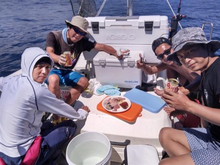 遊漁船SOUTH 8/28釣果