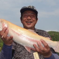 フィッシングレイクたかみや 釣果