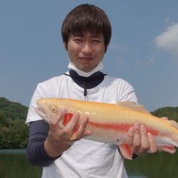 フィッシングレイクたかみや 釣果