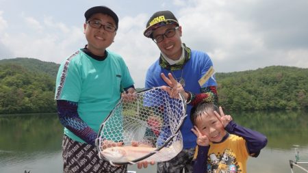 フィッシングレイクたかみや 釣果
