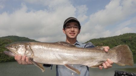 フィッシングレイクたかみや 釣果