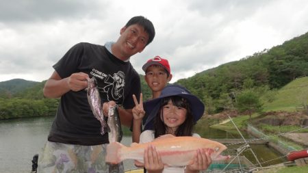 フィッシングレイクたかみや 釣果
