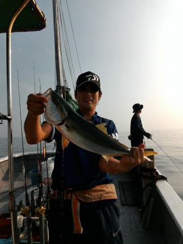 ファイヤードルフィン 釣果