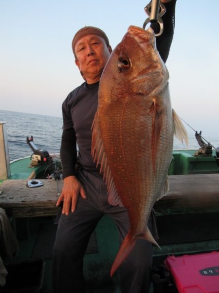 真祐丸 （しんゆうまる） 釣果