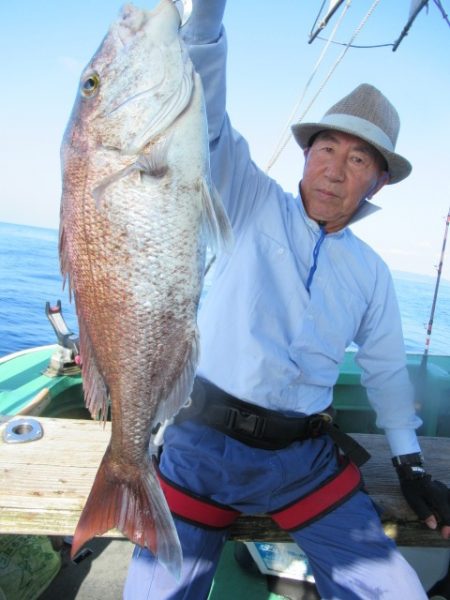 真祐丸 （しんゆうまる） 釣果