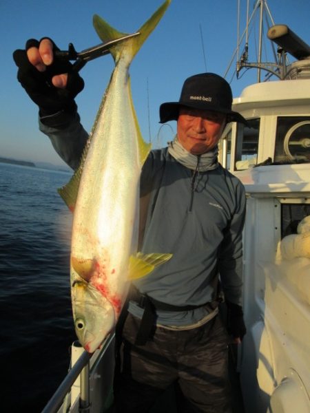 真祐丸 (しんゆうまる) 釣果