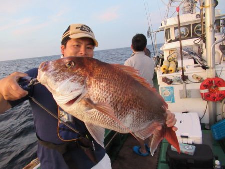 真祐丸 (しんゆうまる) 釣果