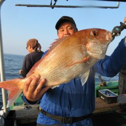 真祐丸 （しんゆうまる） 釣果