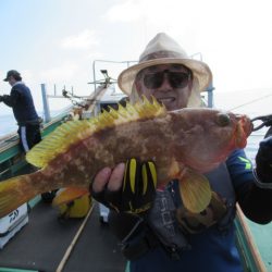 真祐丸 (しんゆうまる) 釣果