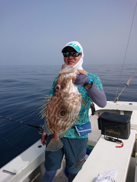 エンペラー 釣果