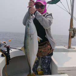 エンペラー 釣果