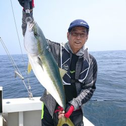 エンペラー 釣果