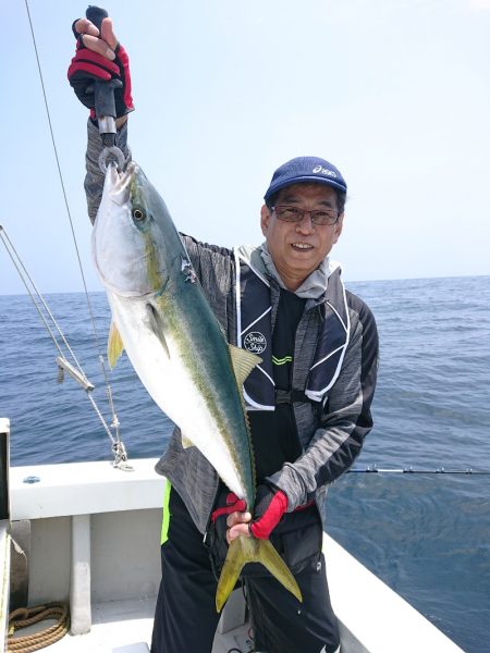 エンペラー 釣果