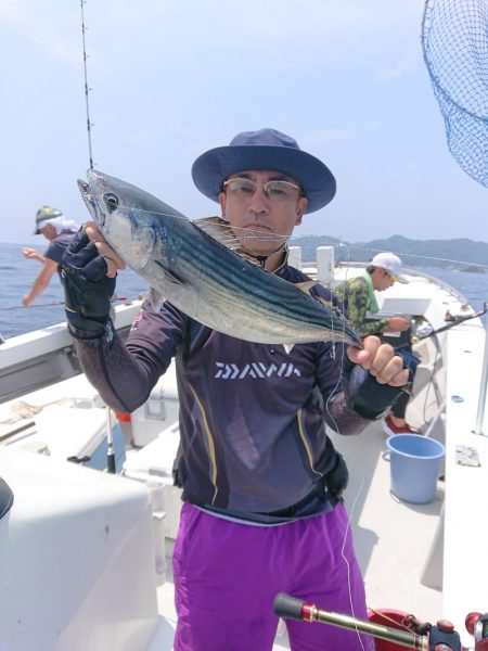 エンペラー 釣果